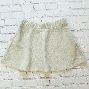 ISSUE Quilted Soft Light Grey Skirt Sz Large